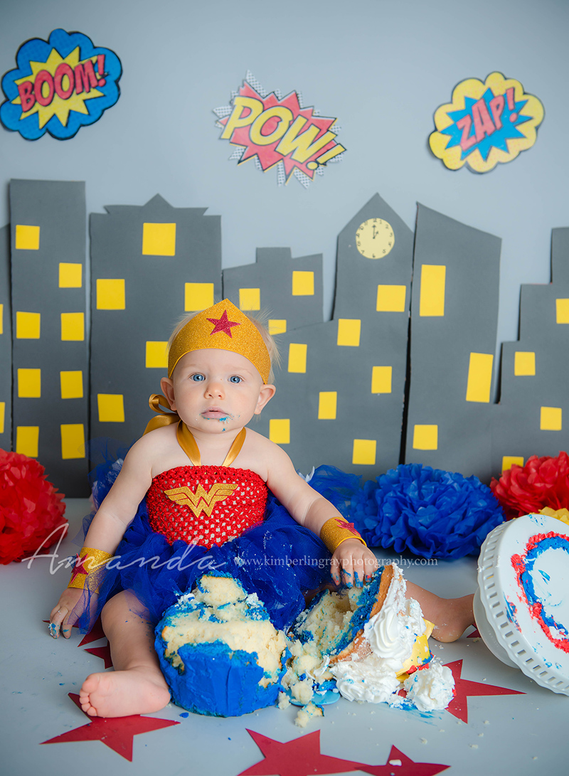 wonder woman super hero birthday cake smash